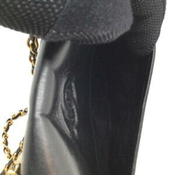 CHANEL Matelasse Chain Shoulder Bag Leather Black x - Picture 15 of 16